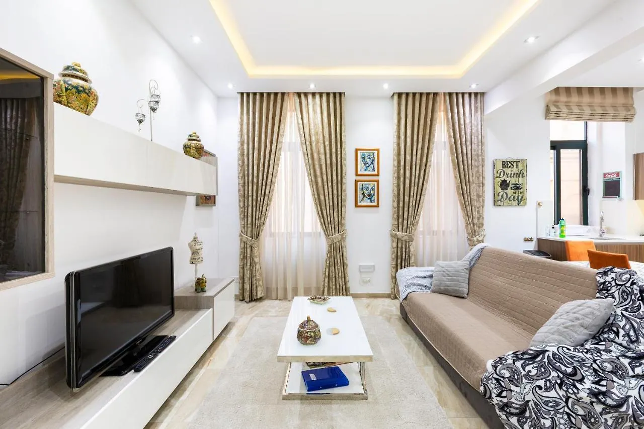Valletta Large 3 Bedroom Apartment