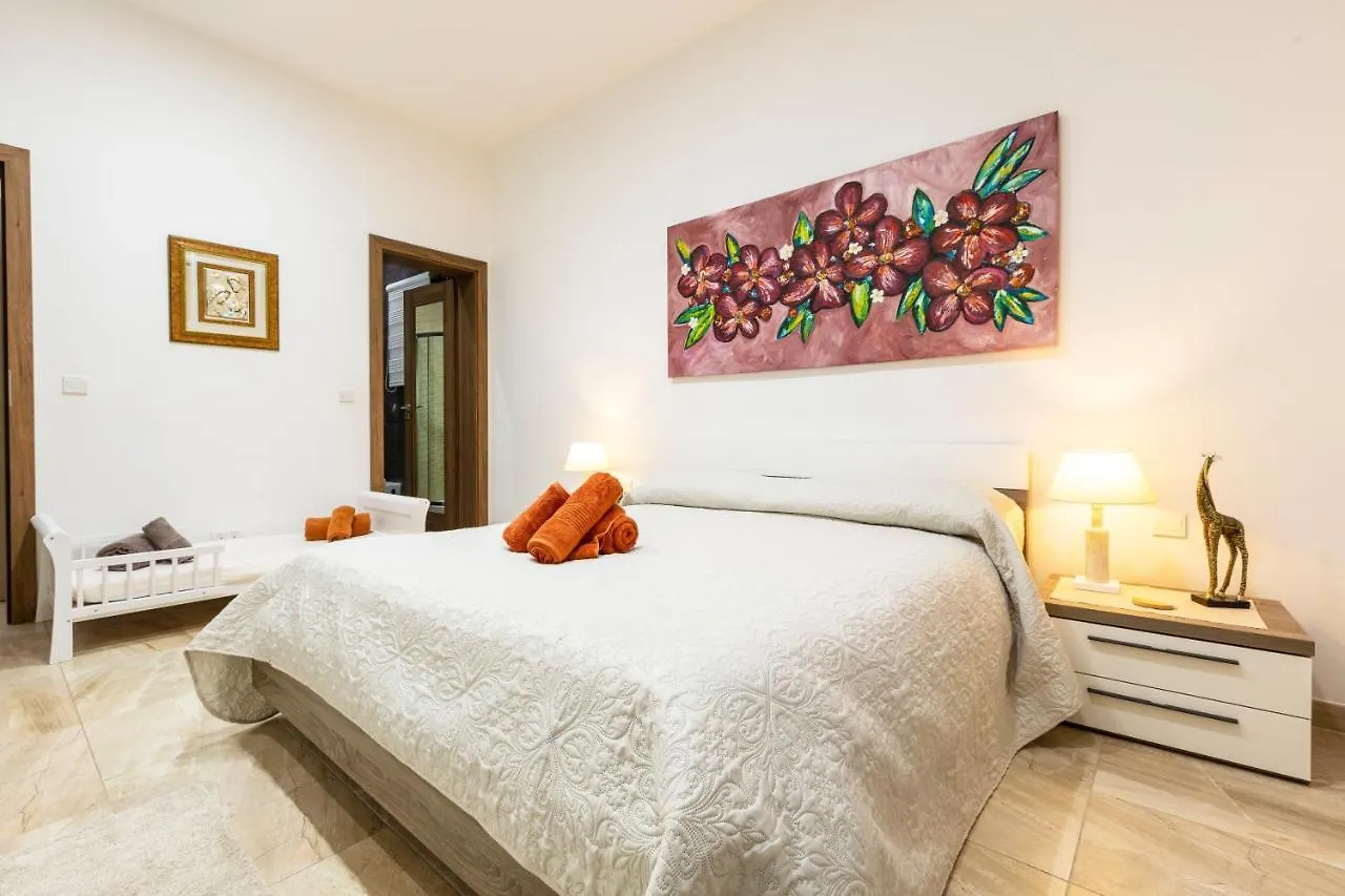 Apartment Valletta Large 3 Bedroom